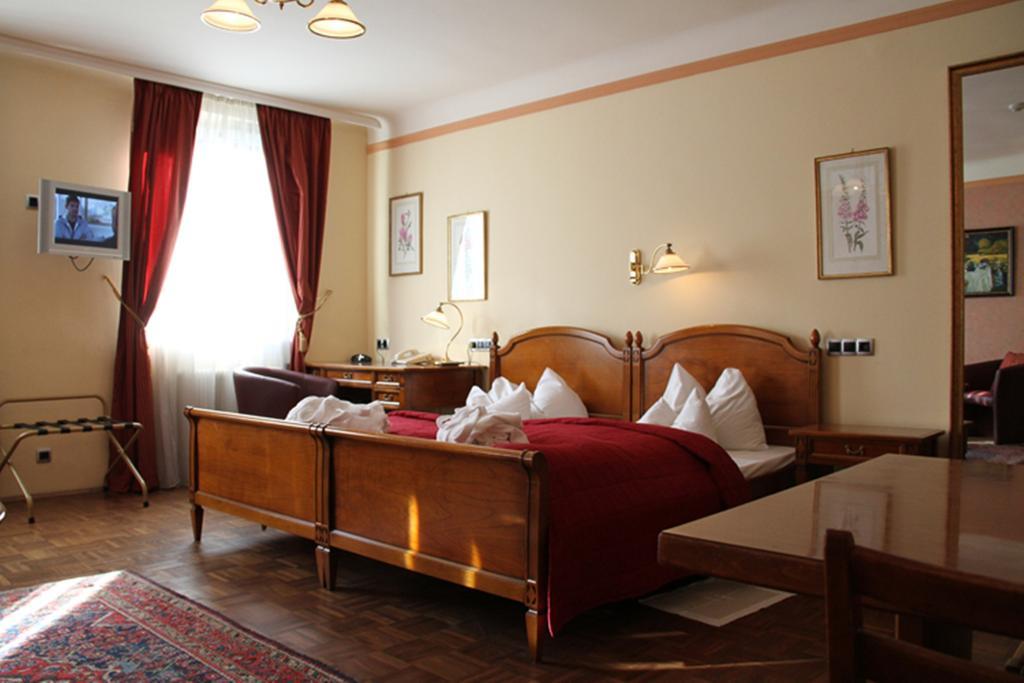 Rothensteiner Viena